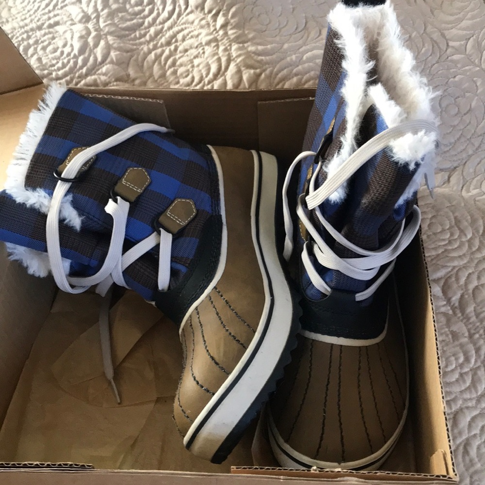 Sorel Tivoli Plaid Snow Boots